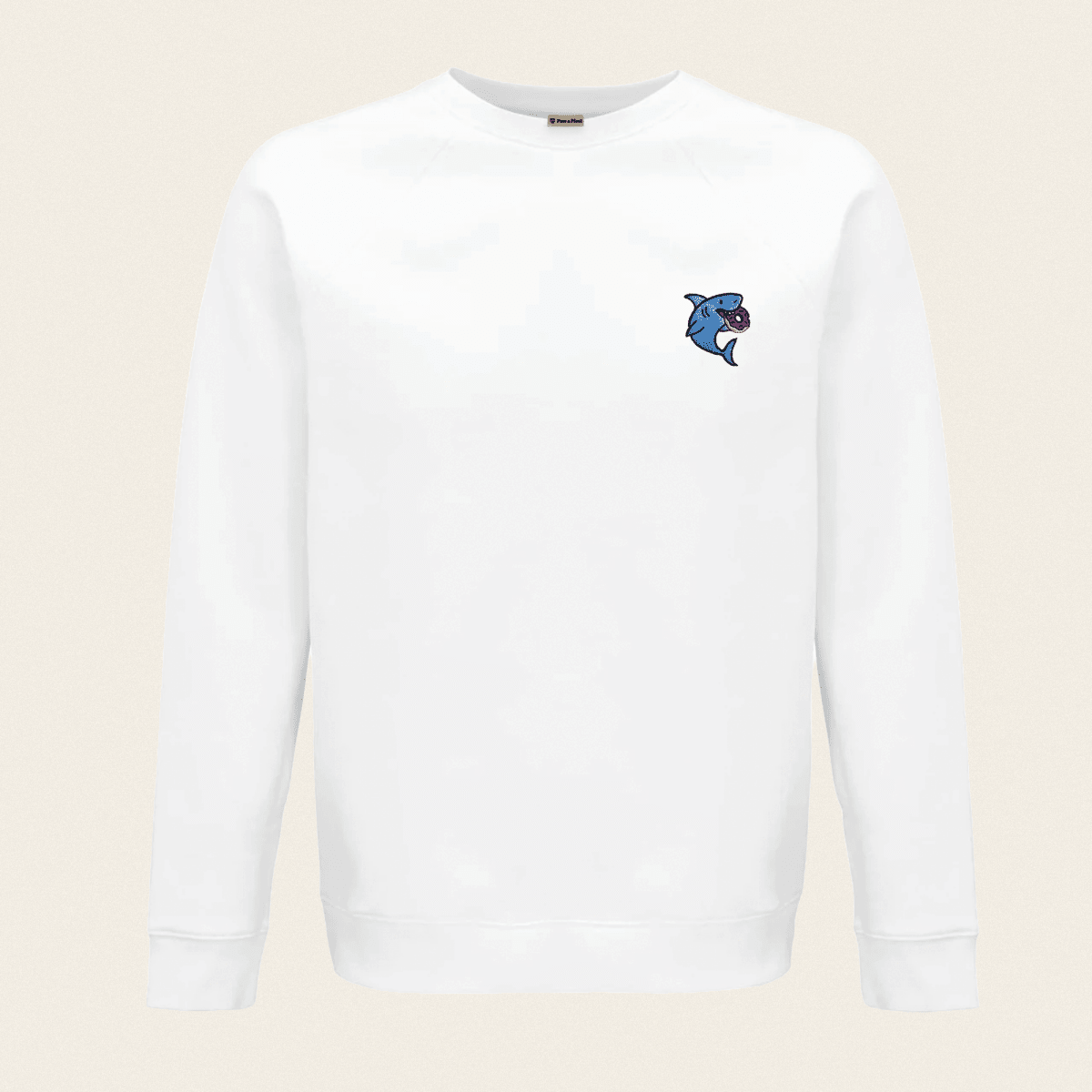 Bio Sweatshirt - Snack Attack in Weiß - Paw & Pixel Stickdesign