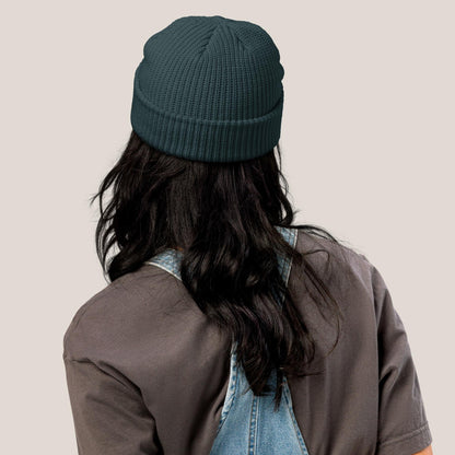 Fischermütze - Coffee Junkie in Waldgrün - Paw & Pixel Stickdesign