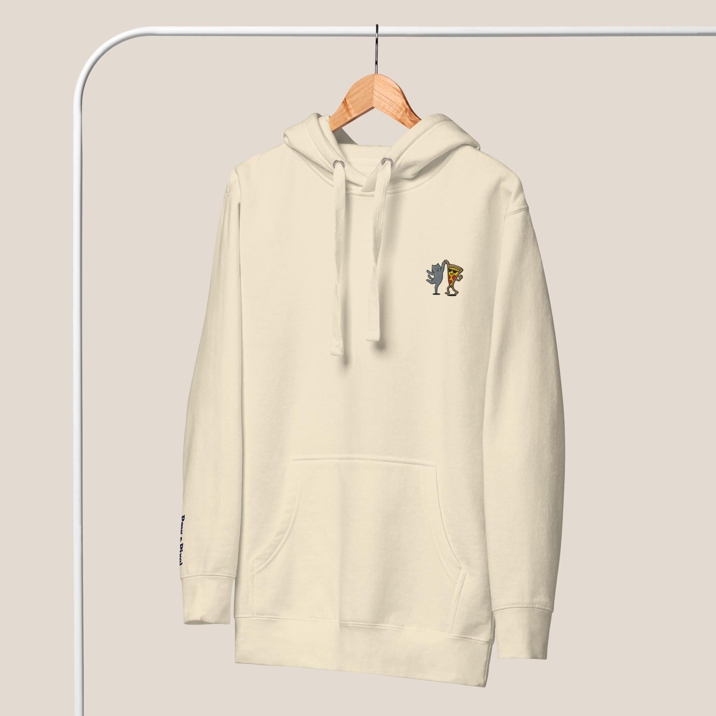 Hoodie - Party Cat in Cremeweiß - Paw & Pixel Stickdesign