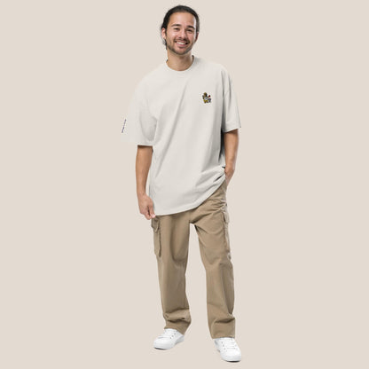 Oversized T-Shirt - BBQ Bär in Schwarz (verwaschen) - Paw & Pixel Stickdesign