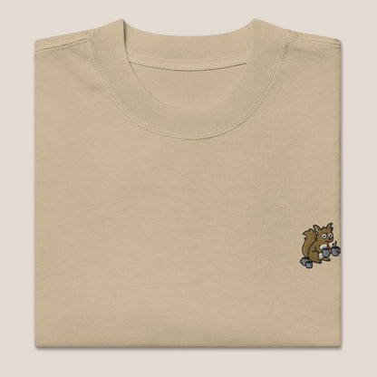 Oversized T-Shirt - Coffee Junkie in Khaki (verwaschen) - Paw & Pixel Stickdesign
