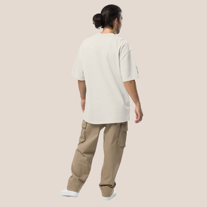 Oversized T-Shirt - Coffee Junkie in Schwarz (verwaschen) - Paw & Pixel Stickdesign