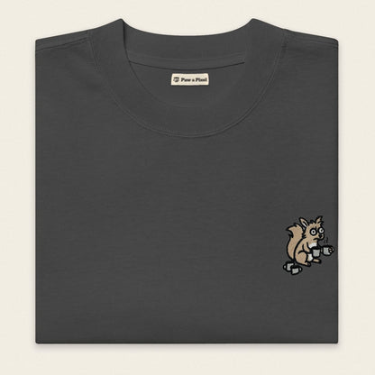 Oversized T-Shirt - Coffee Junkie in Schwarz - Paw & Pixel Stickdesign