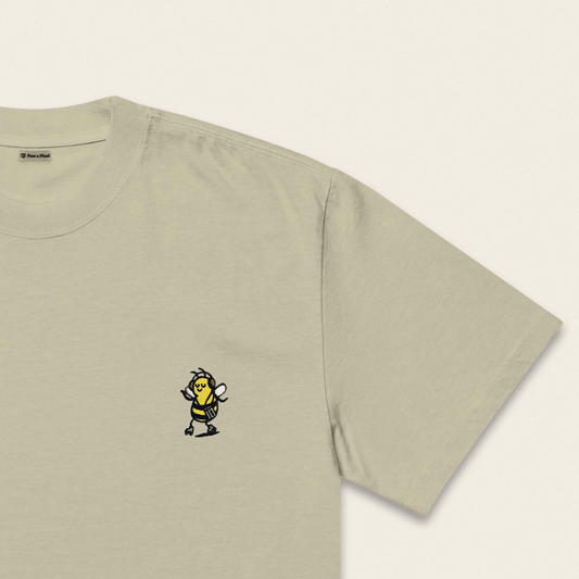 Oversized T-Shirt - Groovy Bee in Schwarz - Paw & Pixel Stickdesign