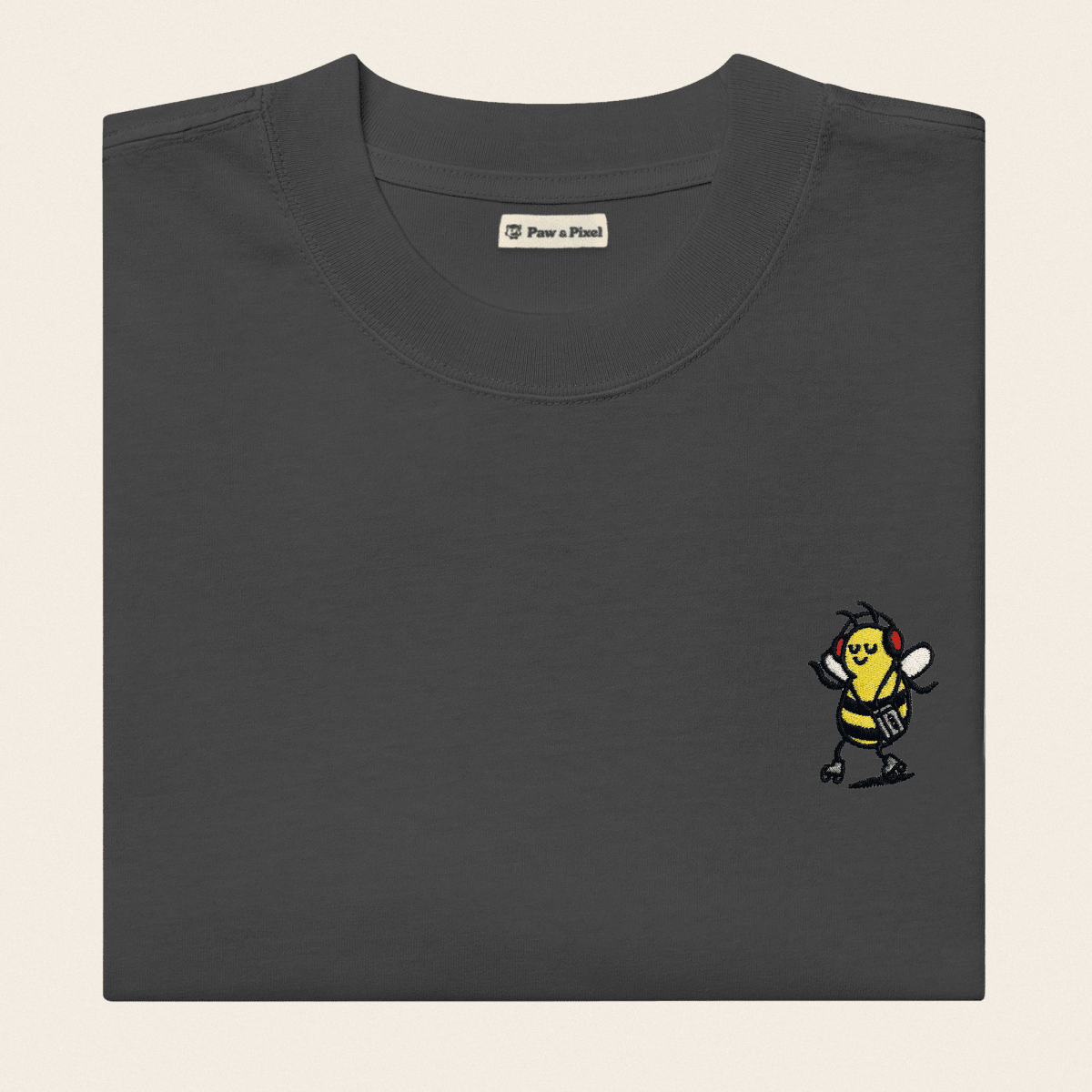 Oversized T-Shirt - Groovy Bee in Schwarz - Paw & Pixel Stickdesign