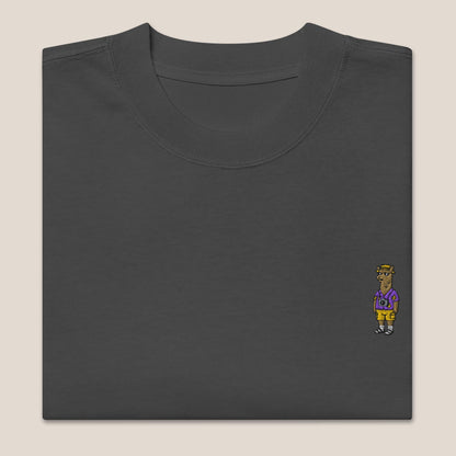 Oversized T-Shirt - Llama on Tour in Schwarz (verwaschen) - Paw & Pixel Stickdesign