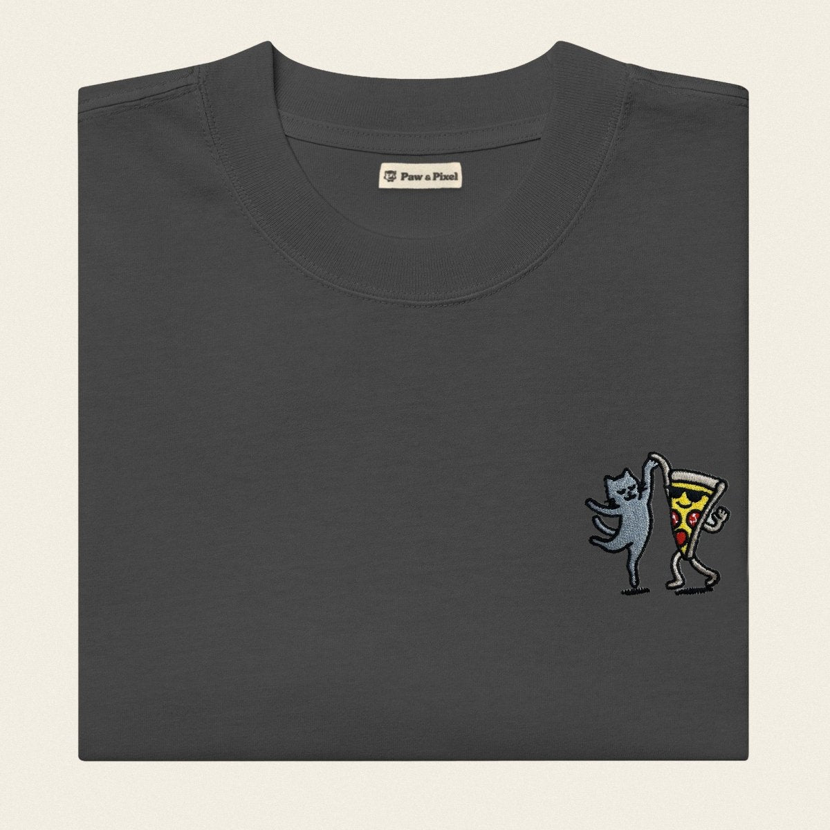 Oversized T-Shirt - Party Cat in Schwarz - Paw & Pixel Stickdesign