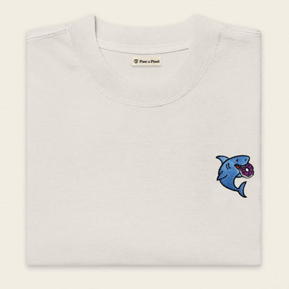 Oversized T-Shirt - Snack Attack in Weiß - Paw & Pixel Stickdesign