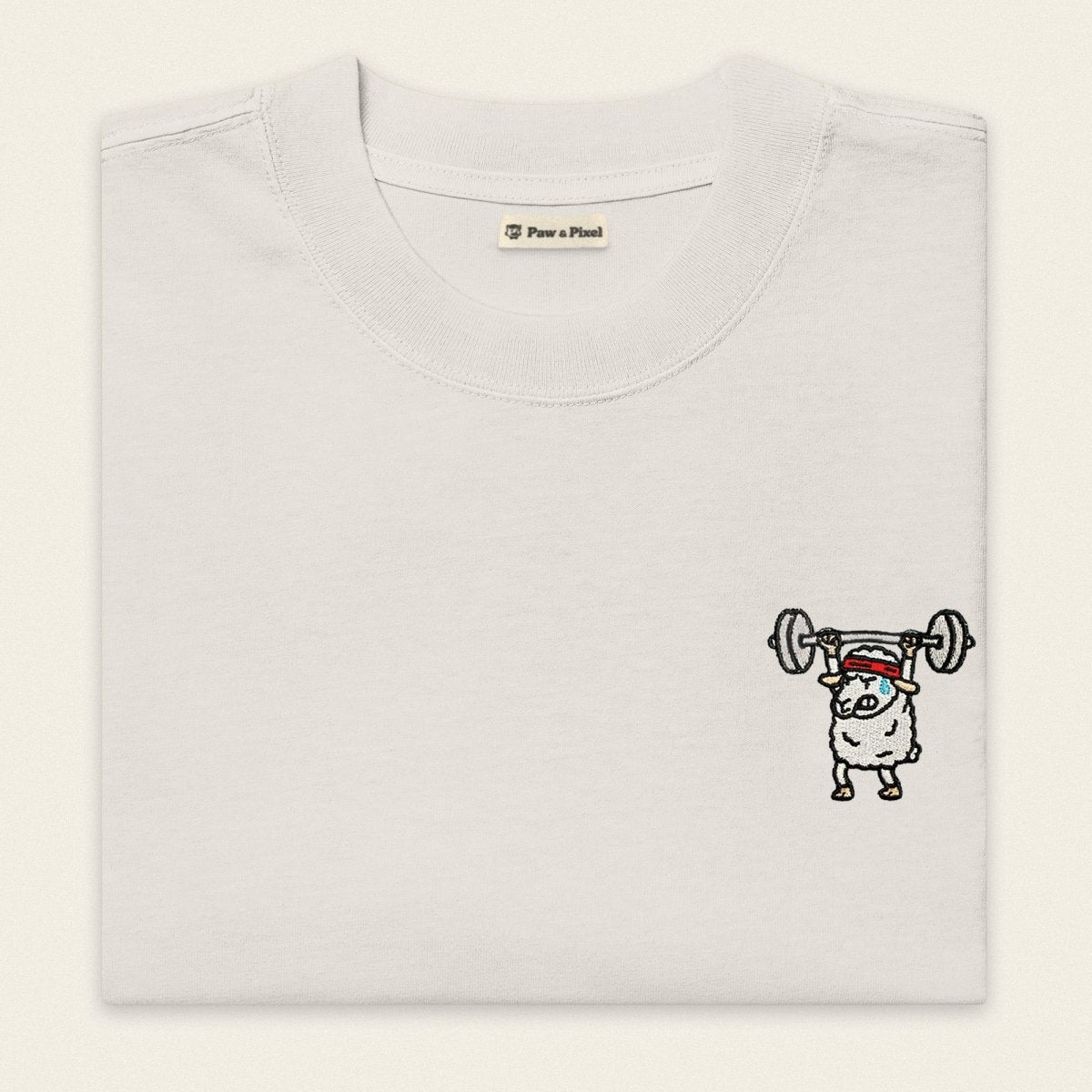 Oversized T-Shirt - Strong Sheep in Weiß - Paw & Pixel Stickdesign