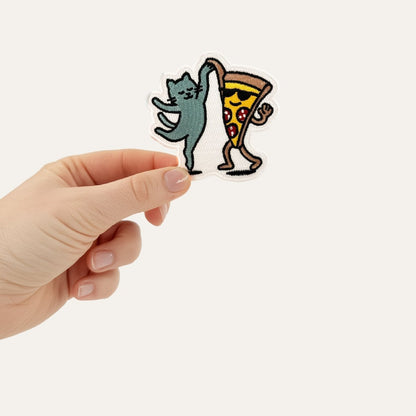 Patch – Party Cat in - Paw & Pixel Stickdesign